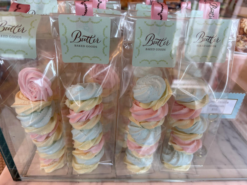 Pastel Meringues