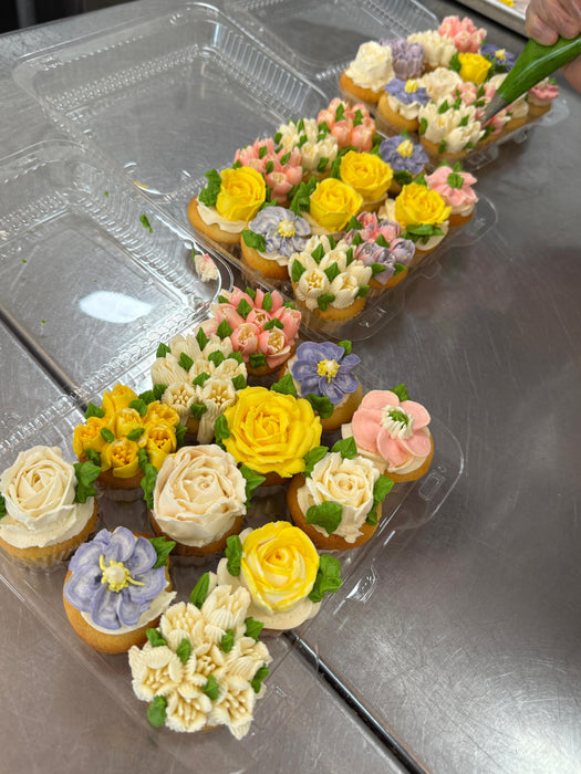 Mini Vanilla Floral Cupcakes (1 Dozen)