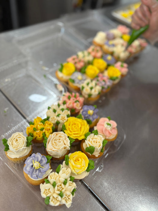 Mini Vanilla Floral Cupcakes (1 Dozen)