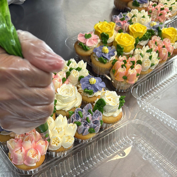 Mini Vanilla Floral Cupcakes (1 Dozen)