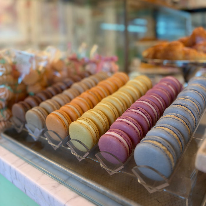 Mini Assorted Macarons (1 Dozen)