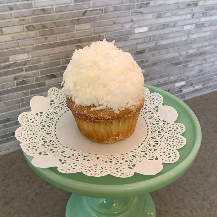 Vanilla-Coconut Cupcake